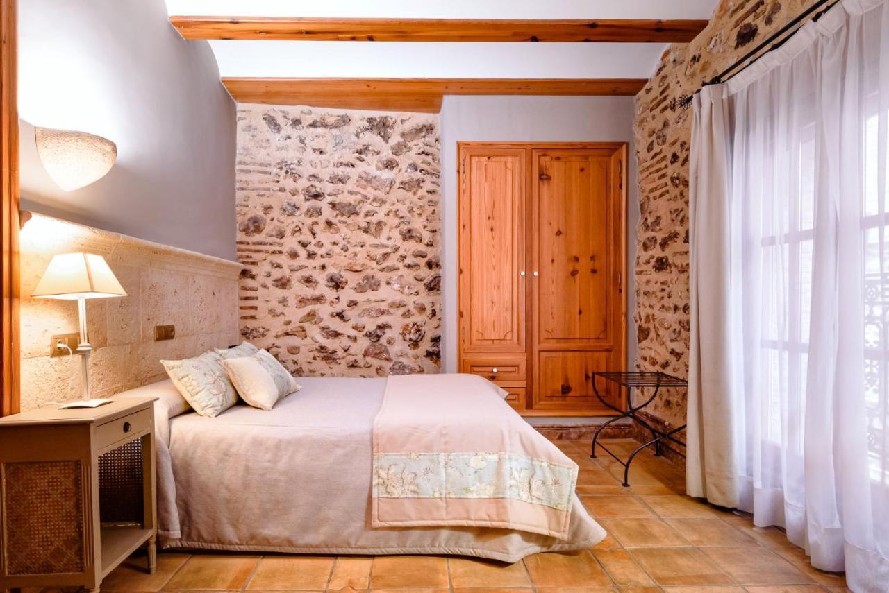 Hotel Casa Babel Villalonga Екстериор снимка
