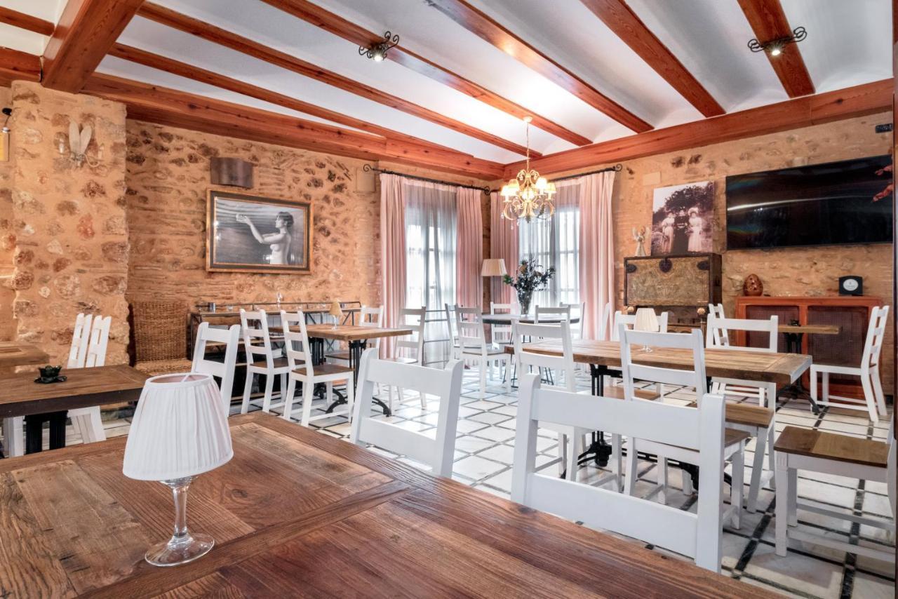 Hotel Casa Babel Villalonga Екстериор снимка
